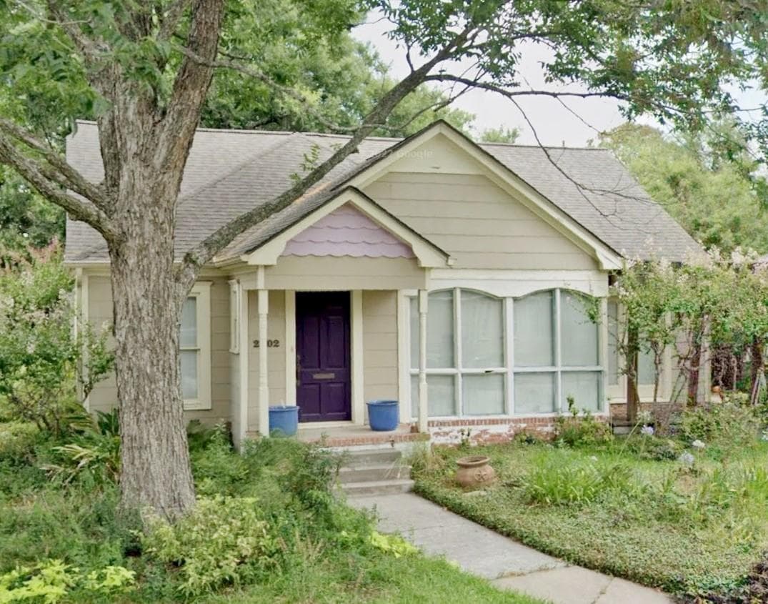 2502 Southgate Blvd
