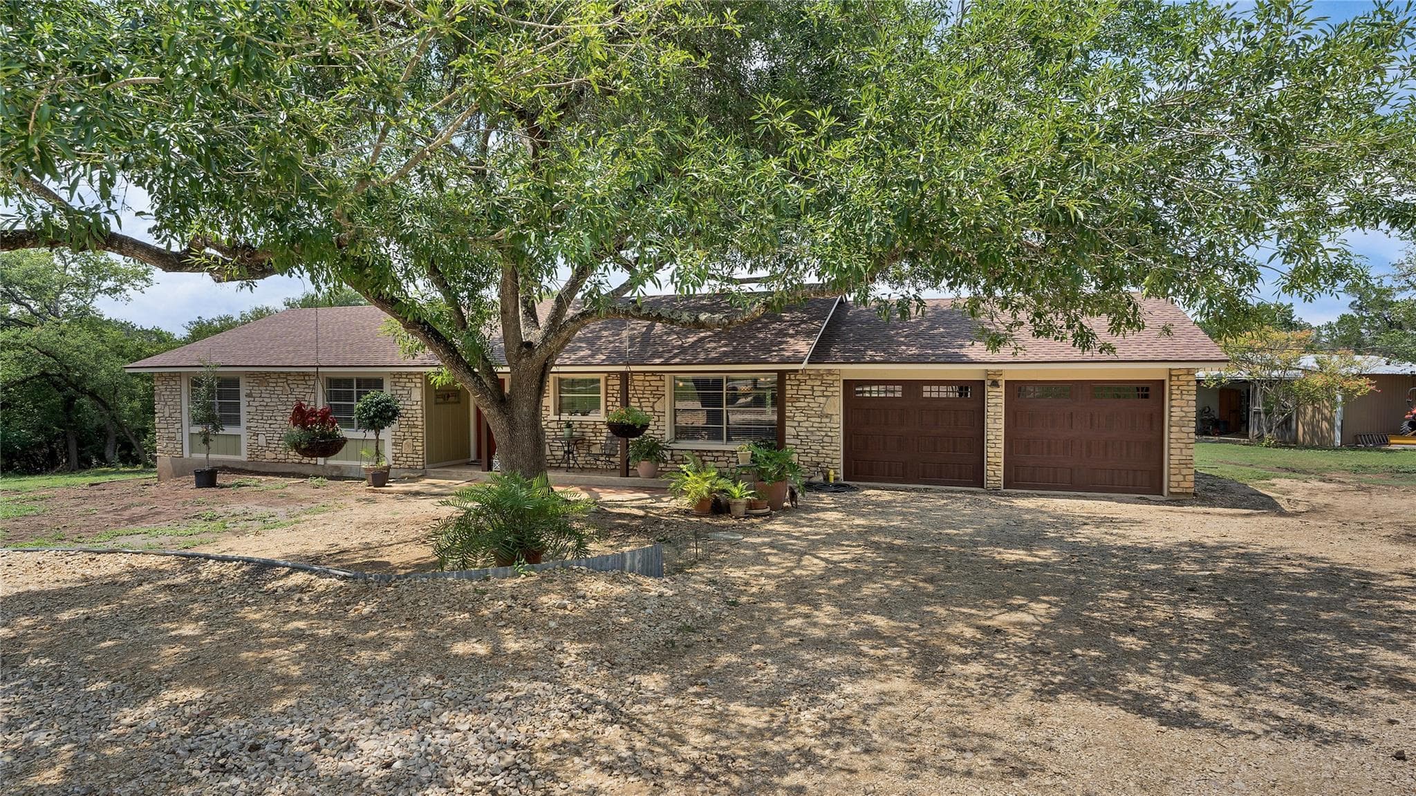 611 Valley View West Rd