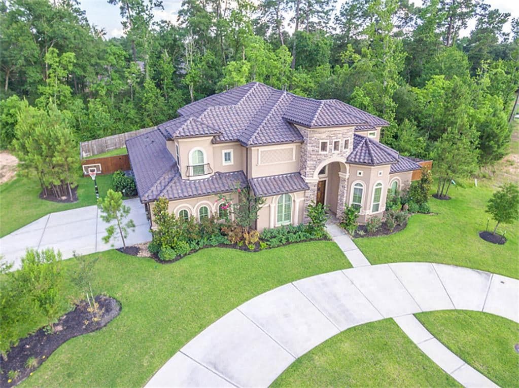 23710 Thortons Park Ln