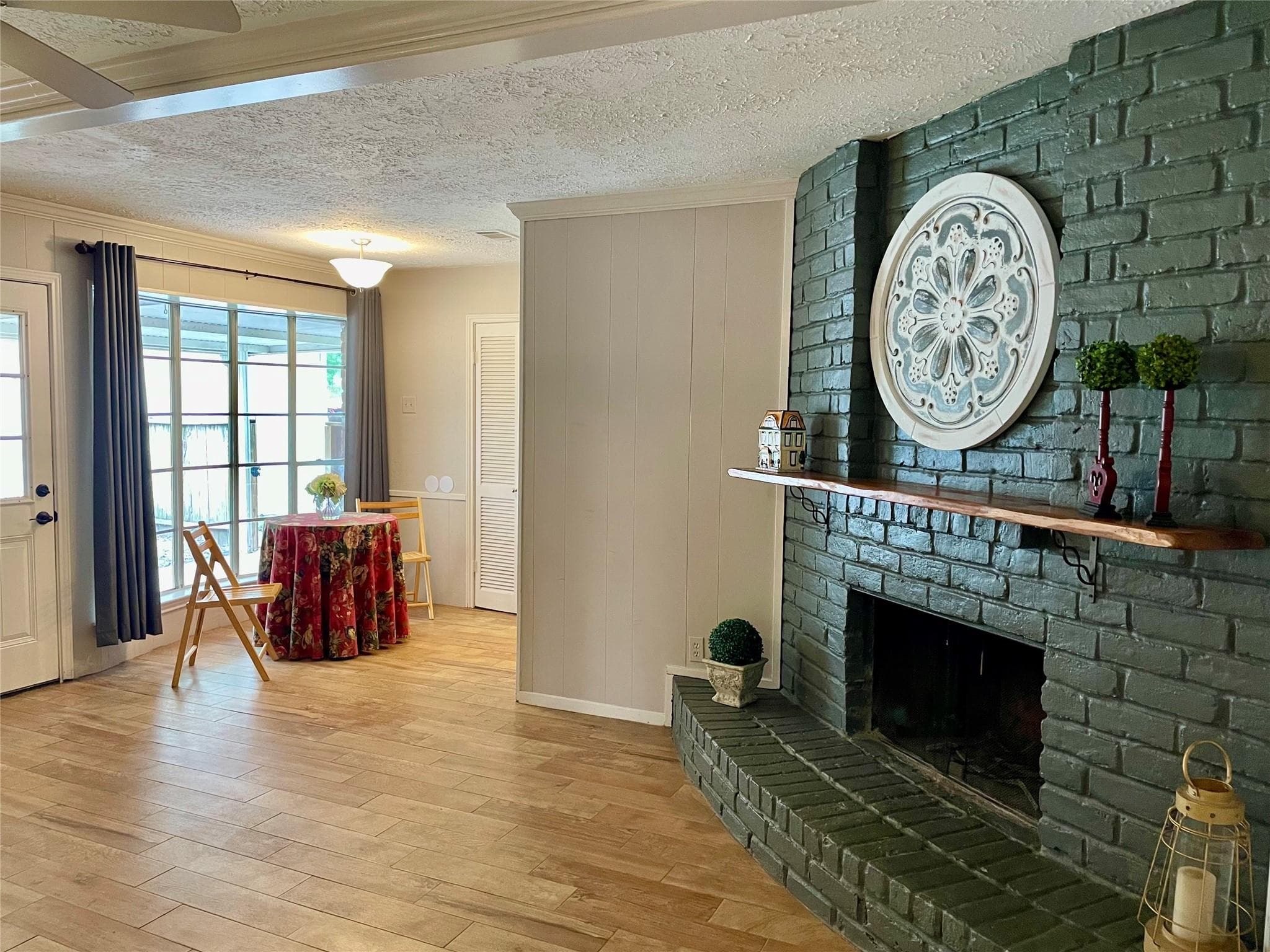 Gallery image 4