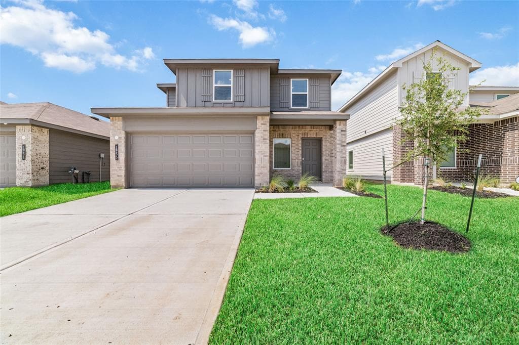 1935 Sable Hollow Dr