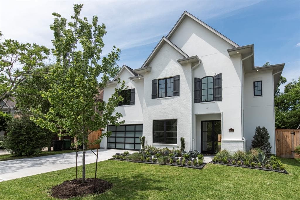 1414 Martin St