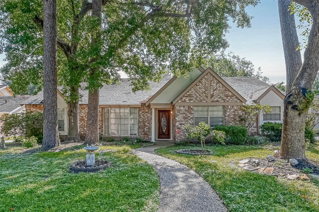 14122 Saddlebend Dr
