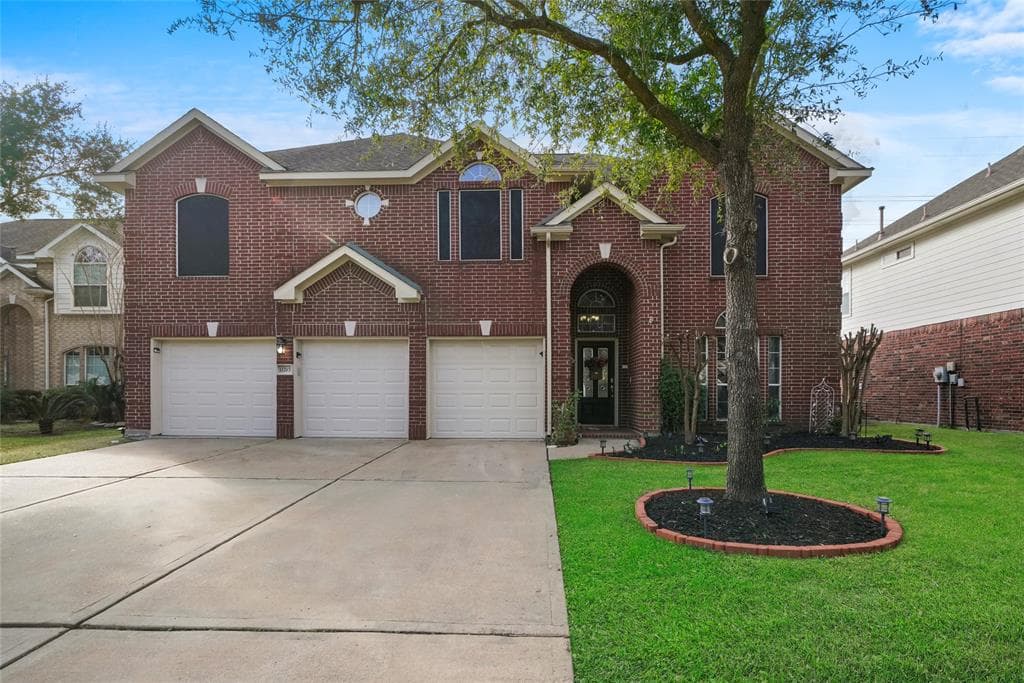 11215 Switchgrass Ln