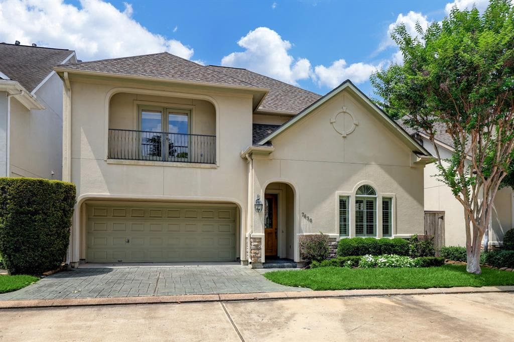 Main property image