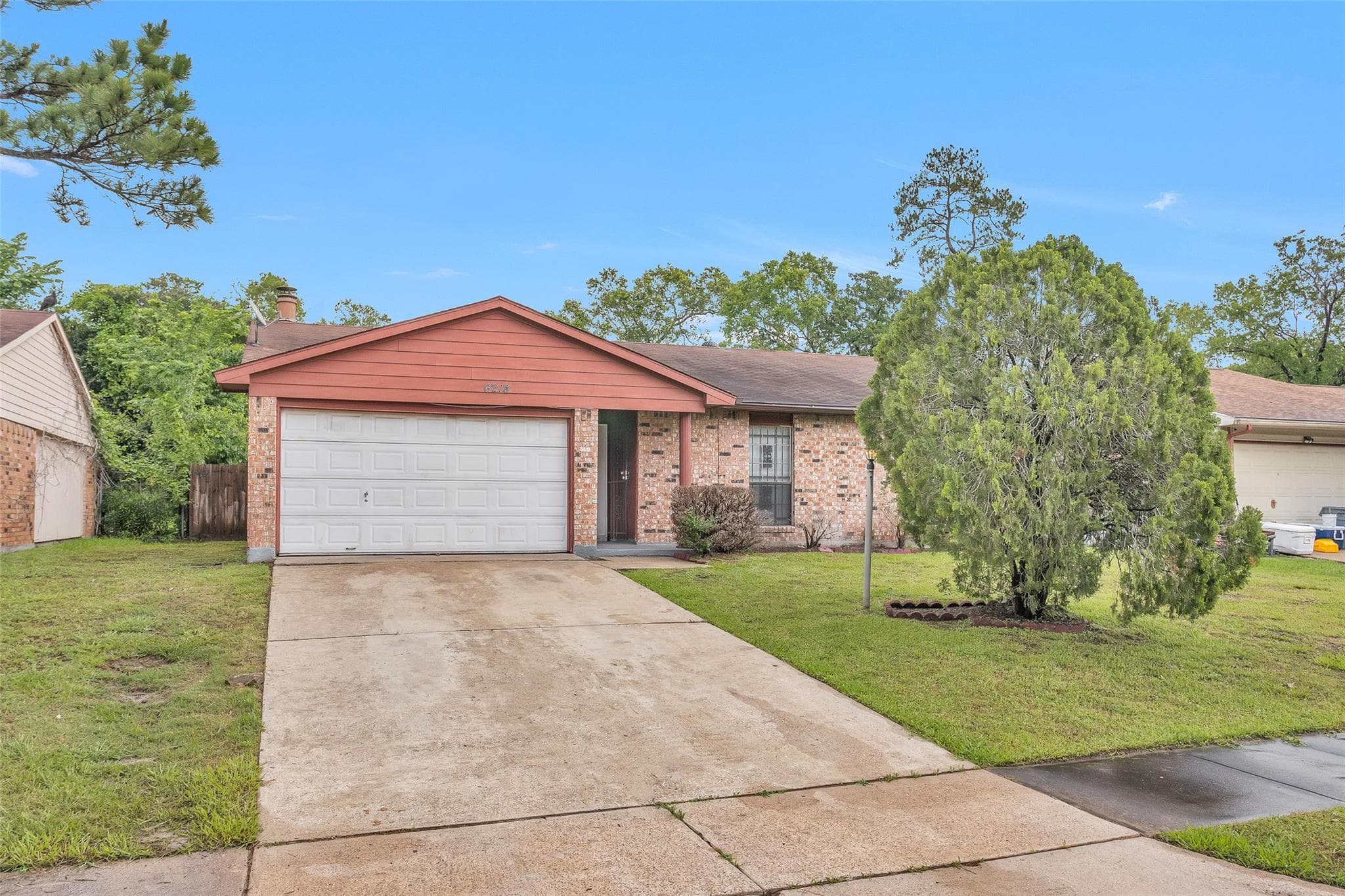 6218 Hollow Pines Dr