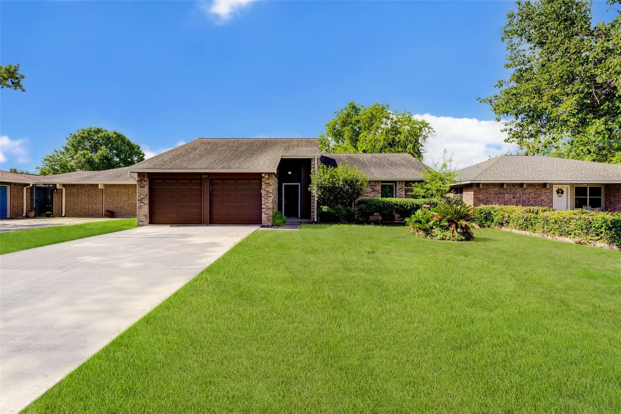13623 Wimbledon Oaks Dr