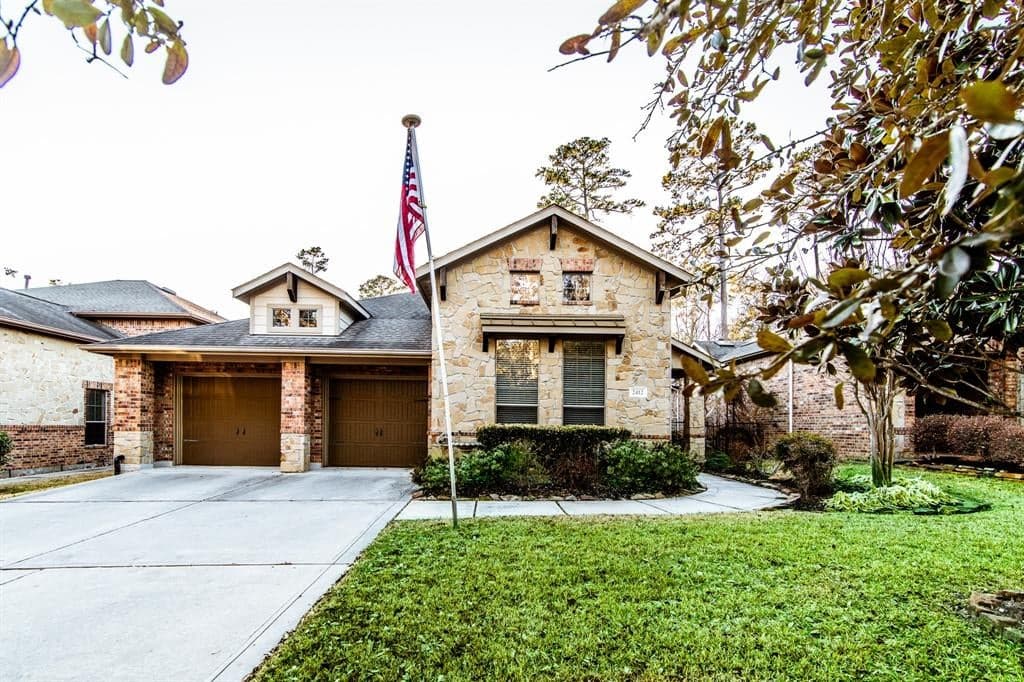 2412 W Village Green Cir