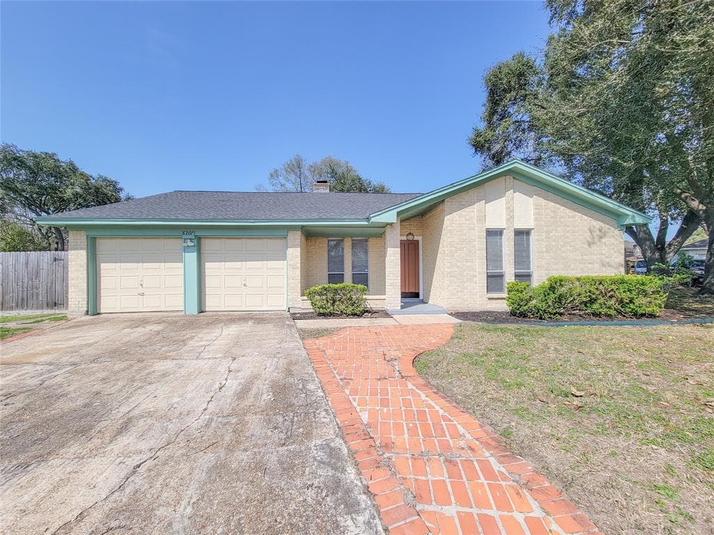 8207 Pincay Oaks Ct