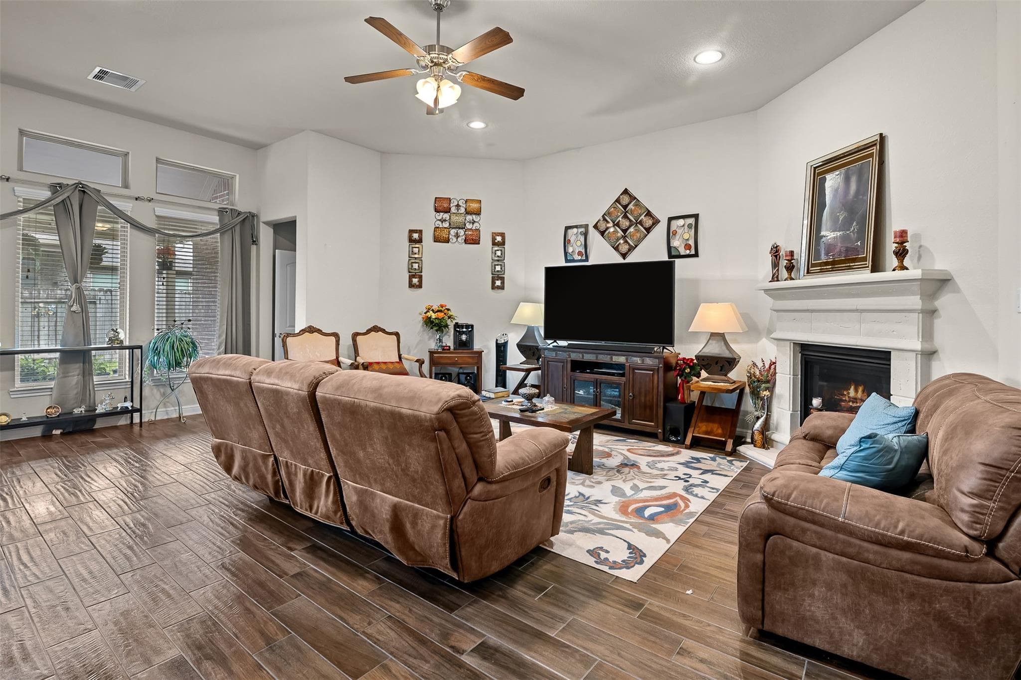Gallery image 4