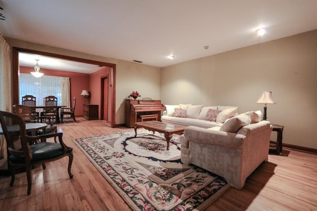 Gallery image 3