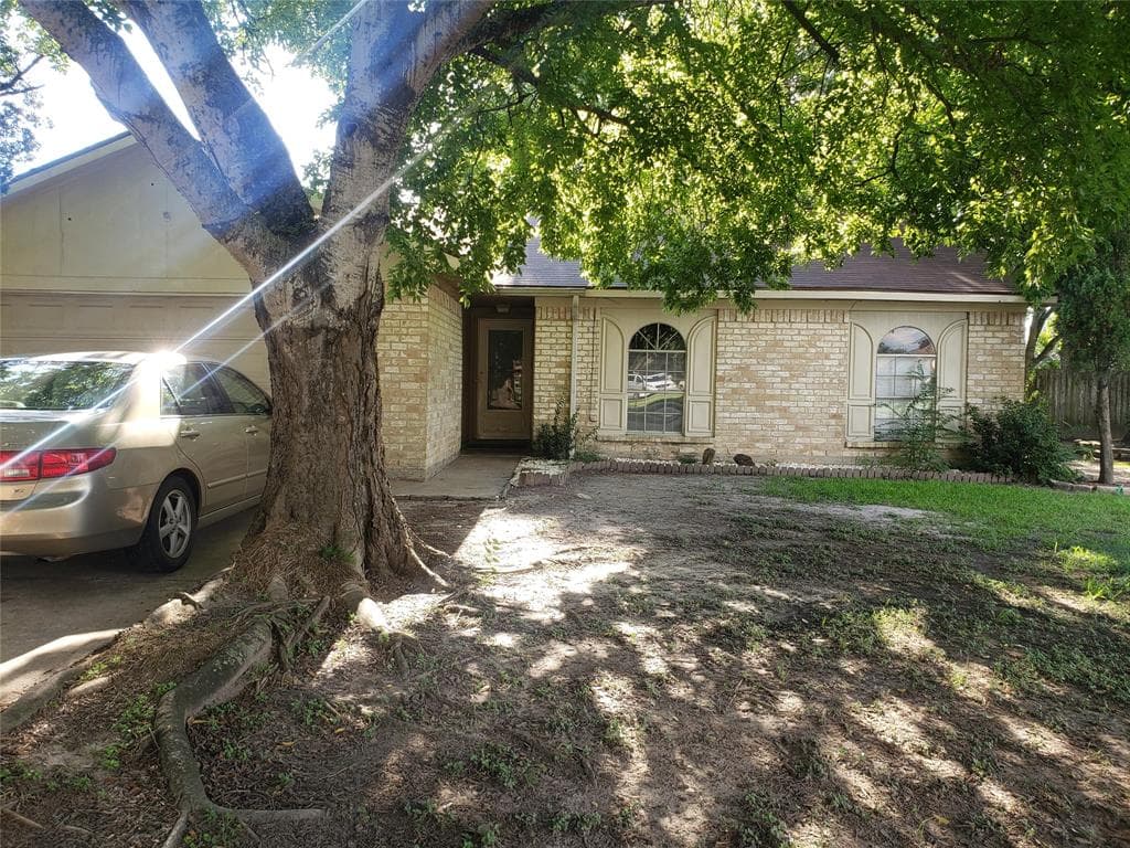 2139 Goodwin Dr