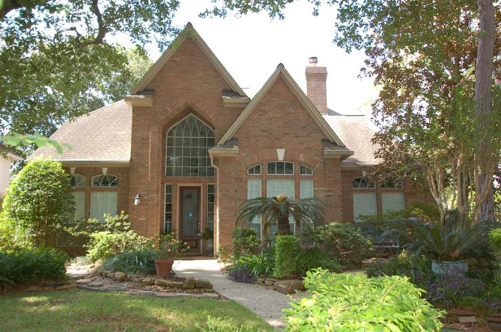 7026 Centre Oaks Dr