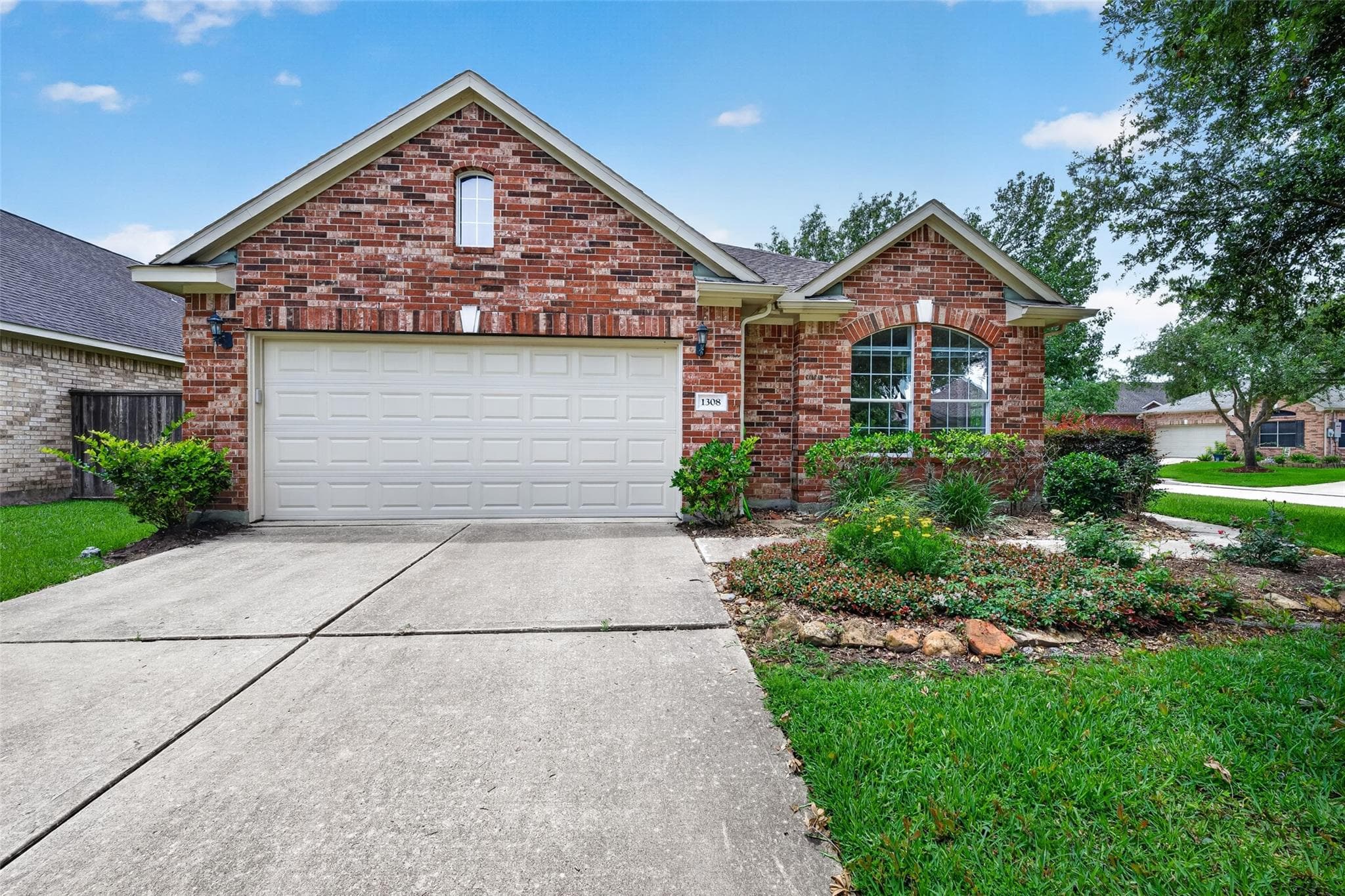 1308 Modena Dr