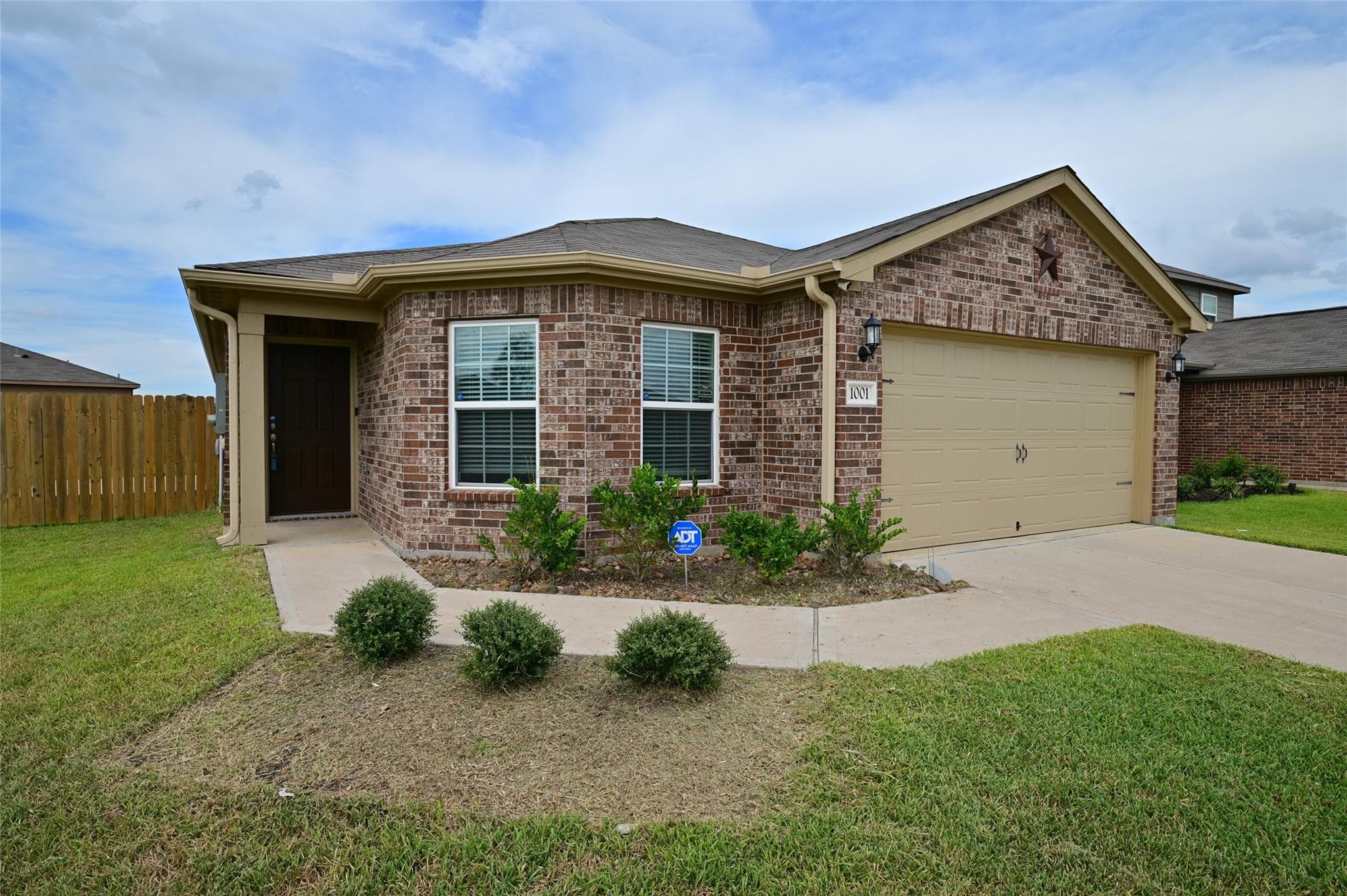 1001 Thunder Field Dr