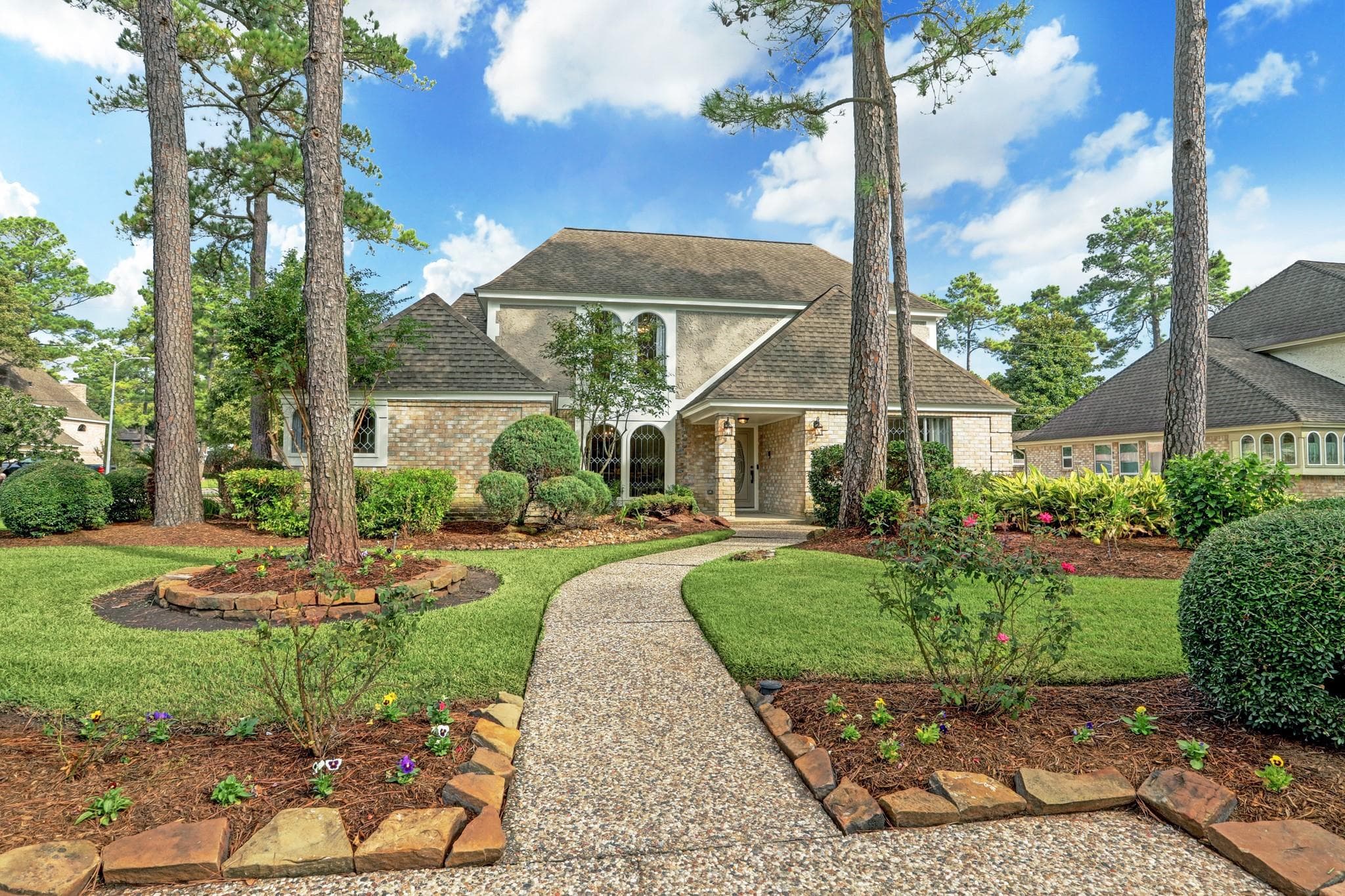 12226 Moorcreek Dr