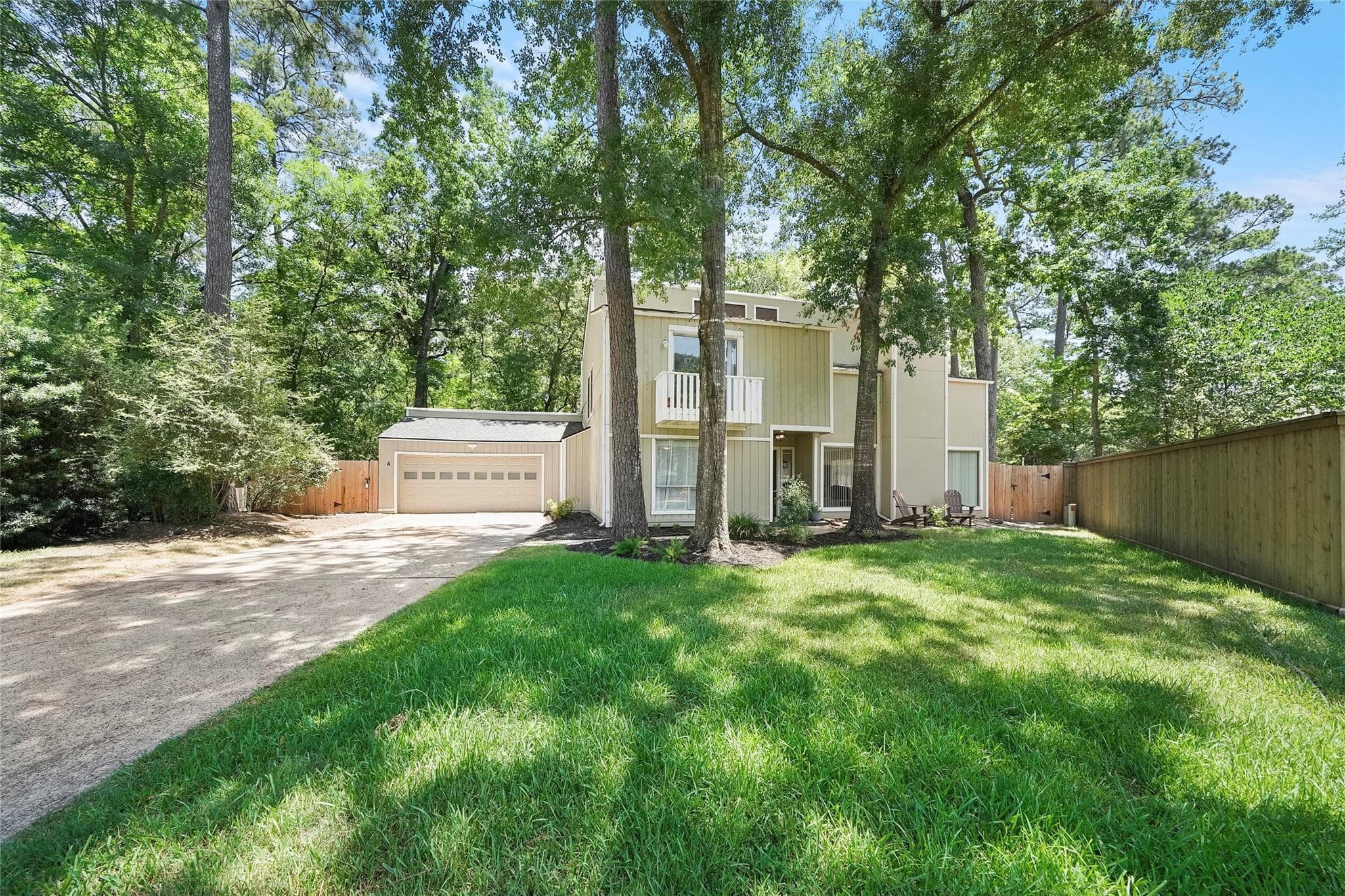 4 Green Blade Ln