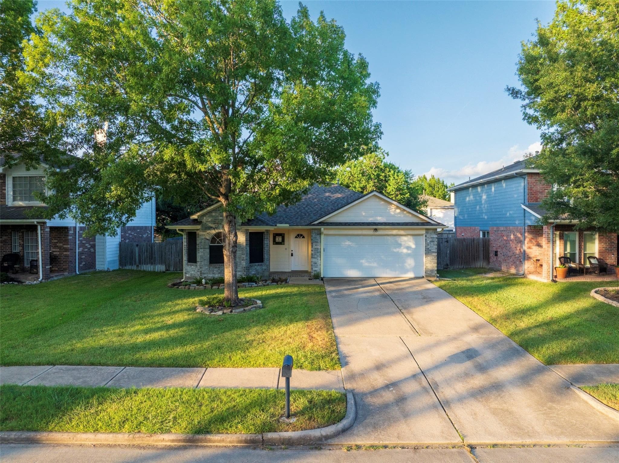 3814 Bridgebay Ln