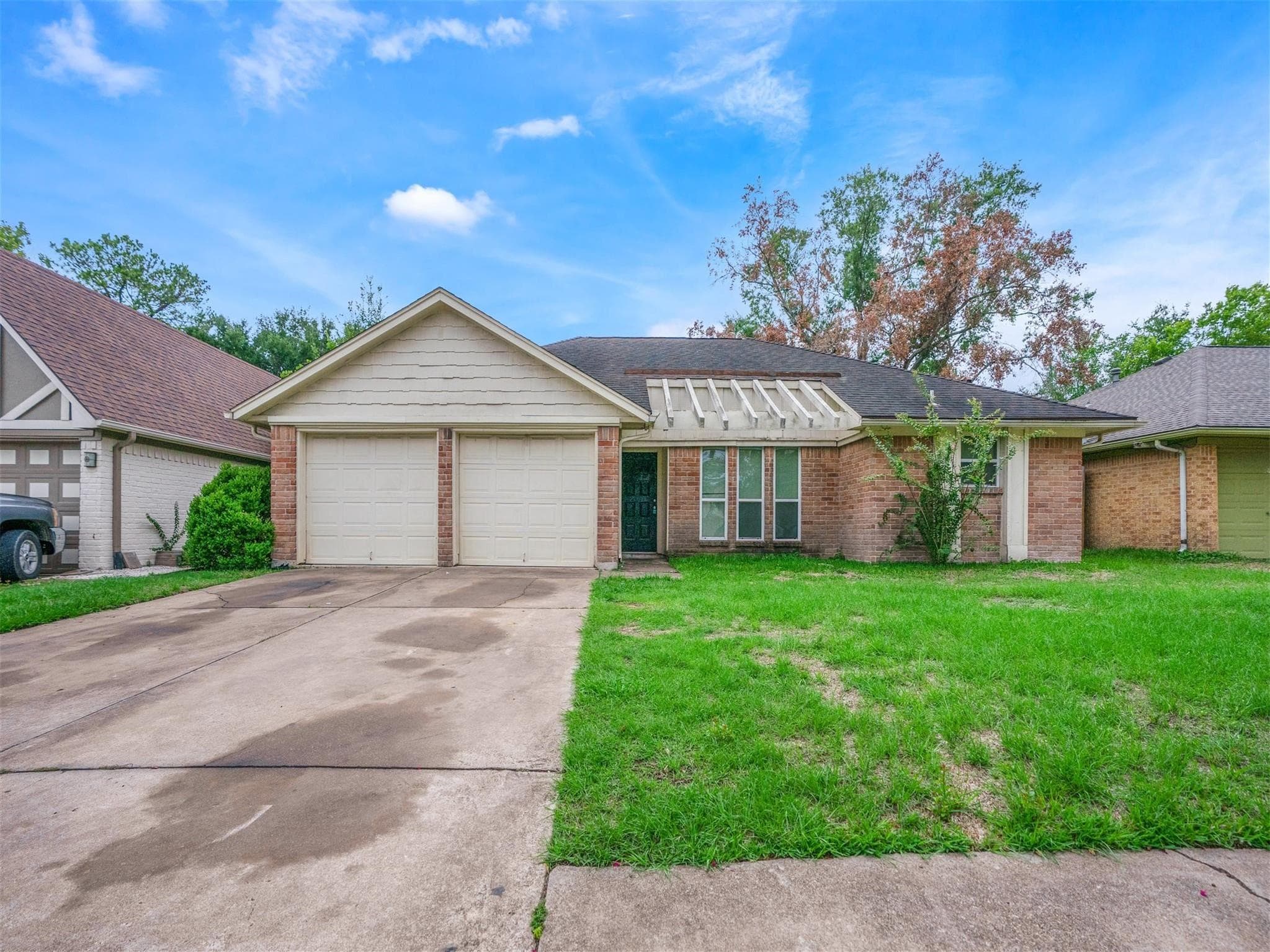 15731 Fox Springs Dr