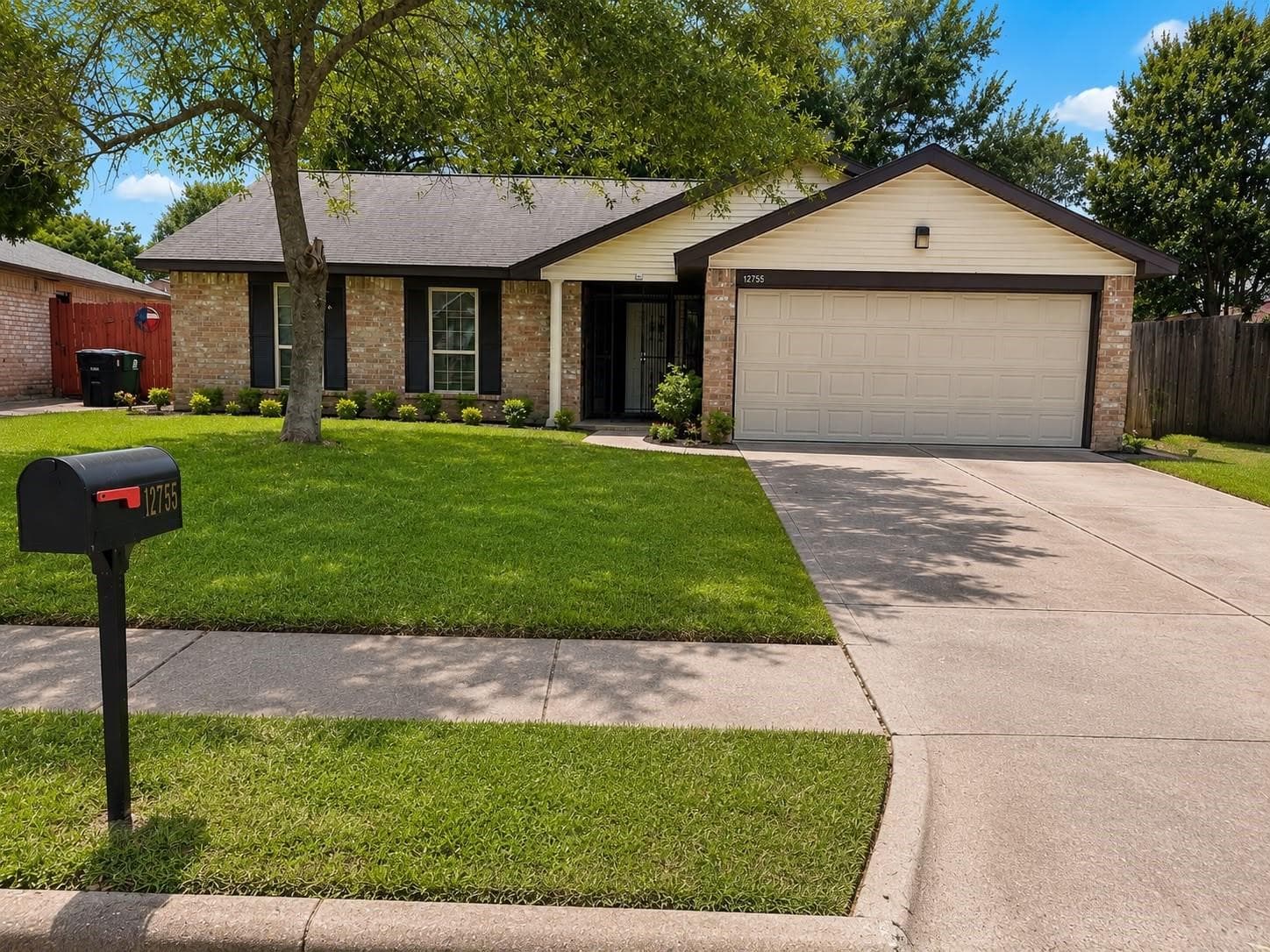 12755 Brookglade Cir