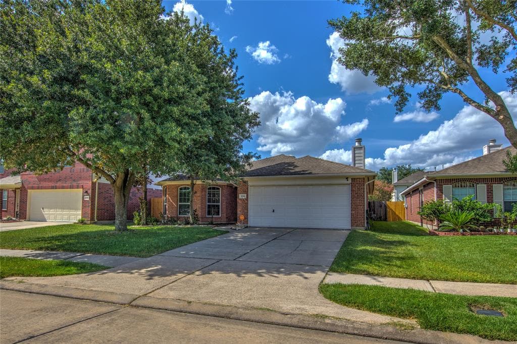 3230 Olivine Ln