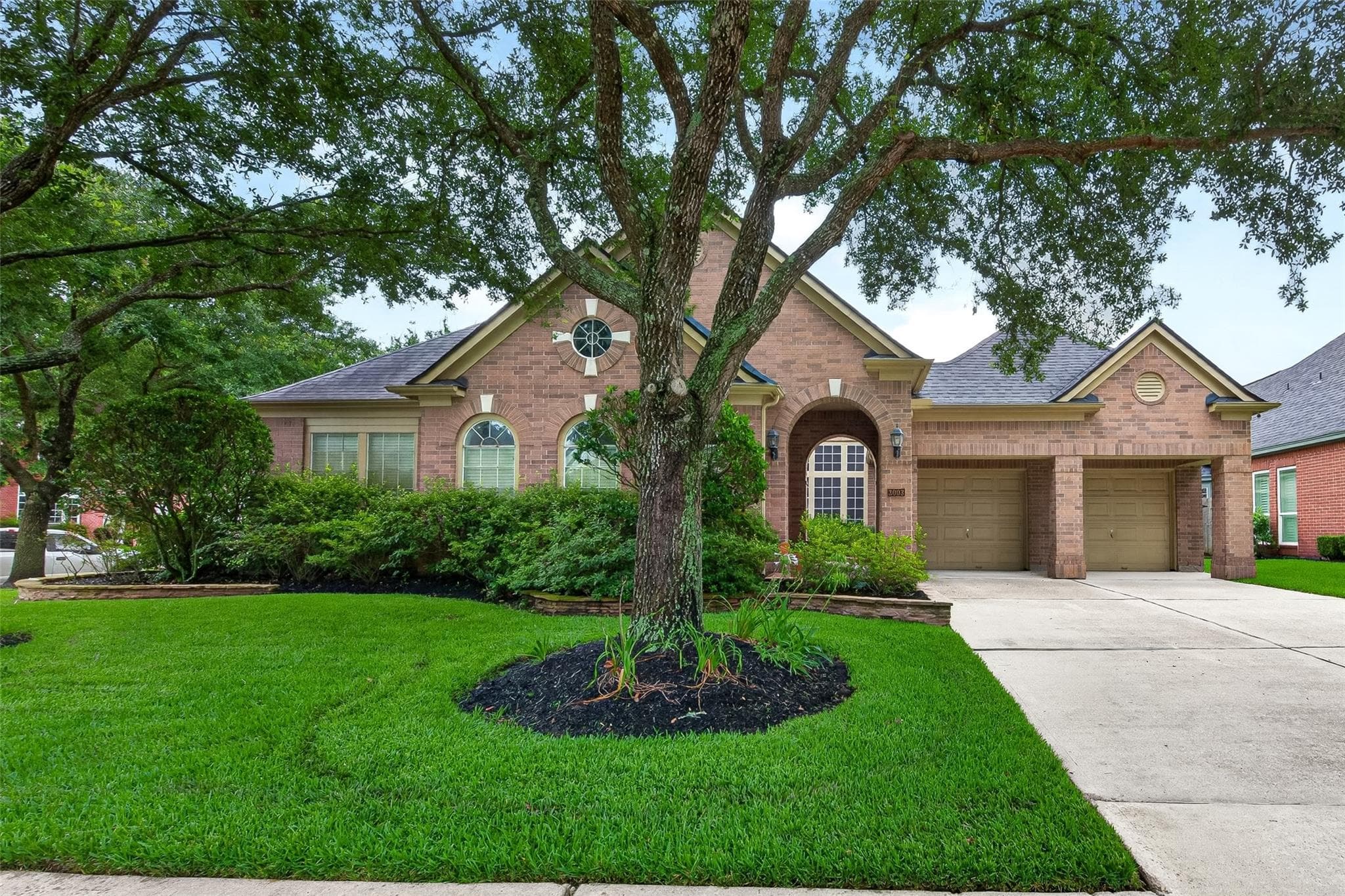 3003 Grand Elm Cir