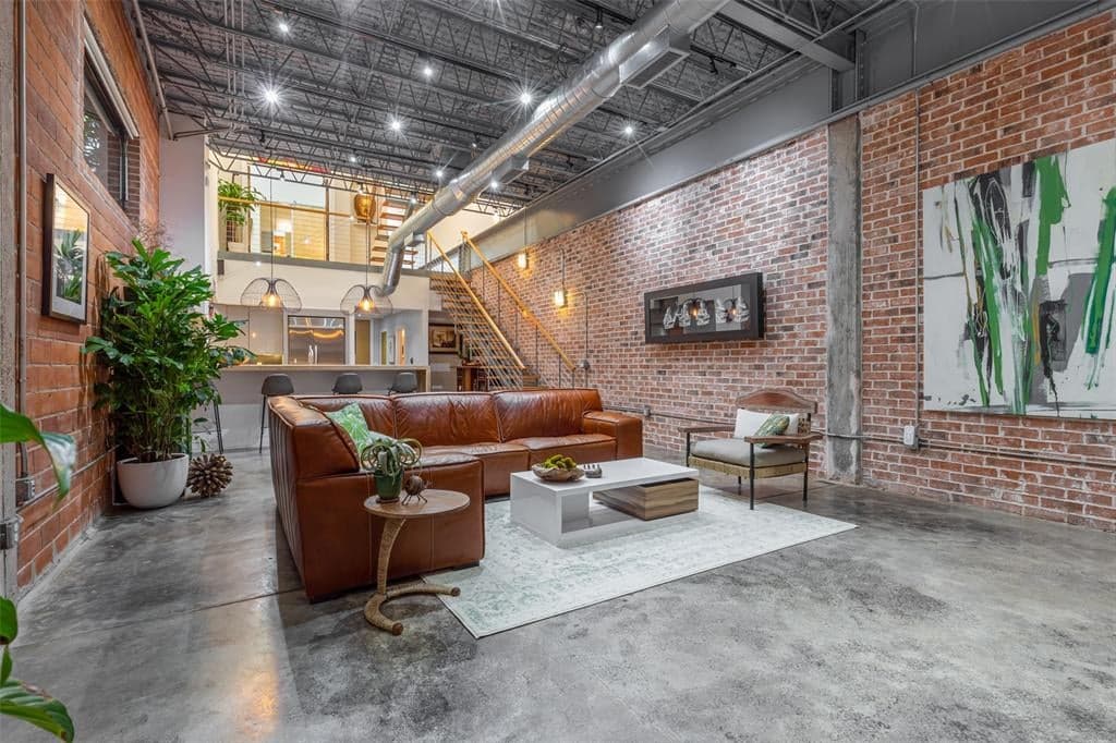 1717 W Webster St Unit J