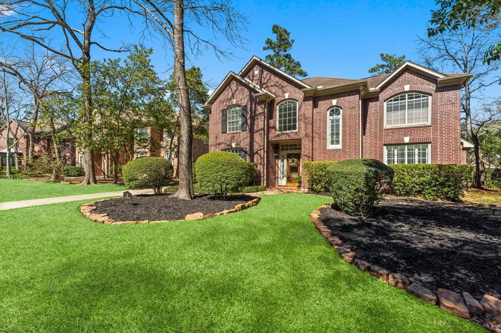 10 Royal Ridge Pl