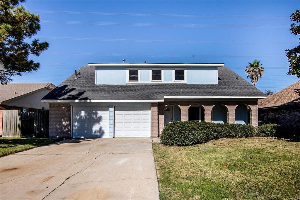 2109 Lawrence Ln