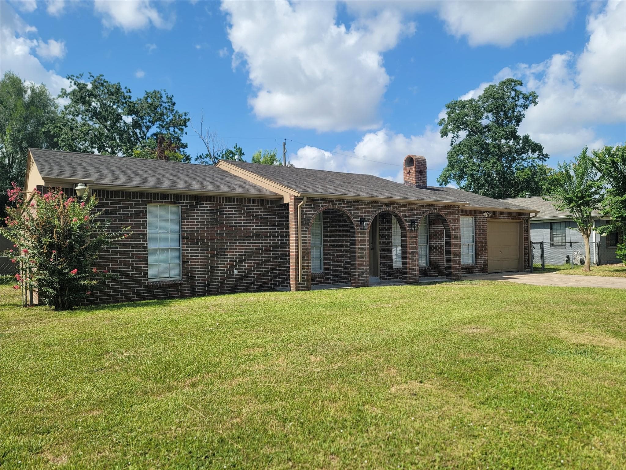 1210 Castledale Dr