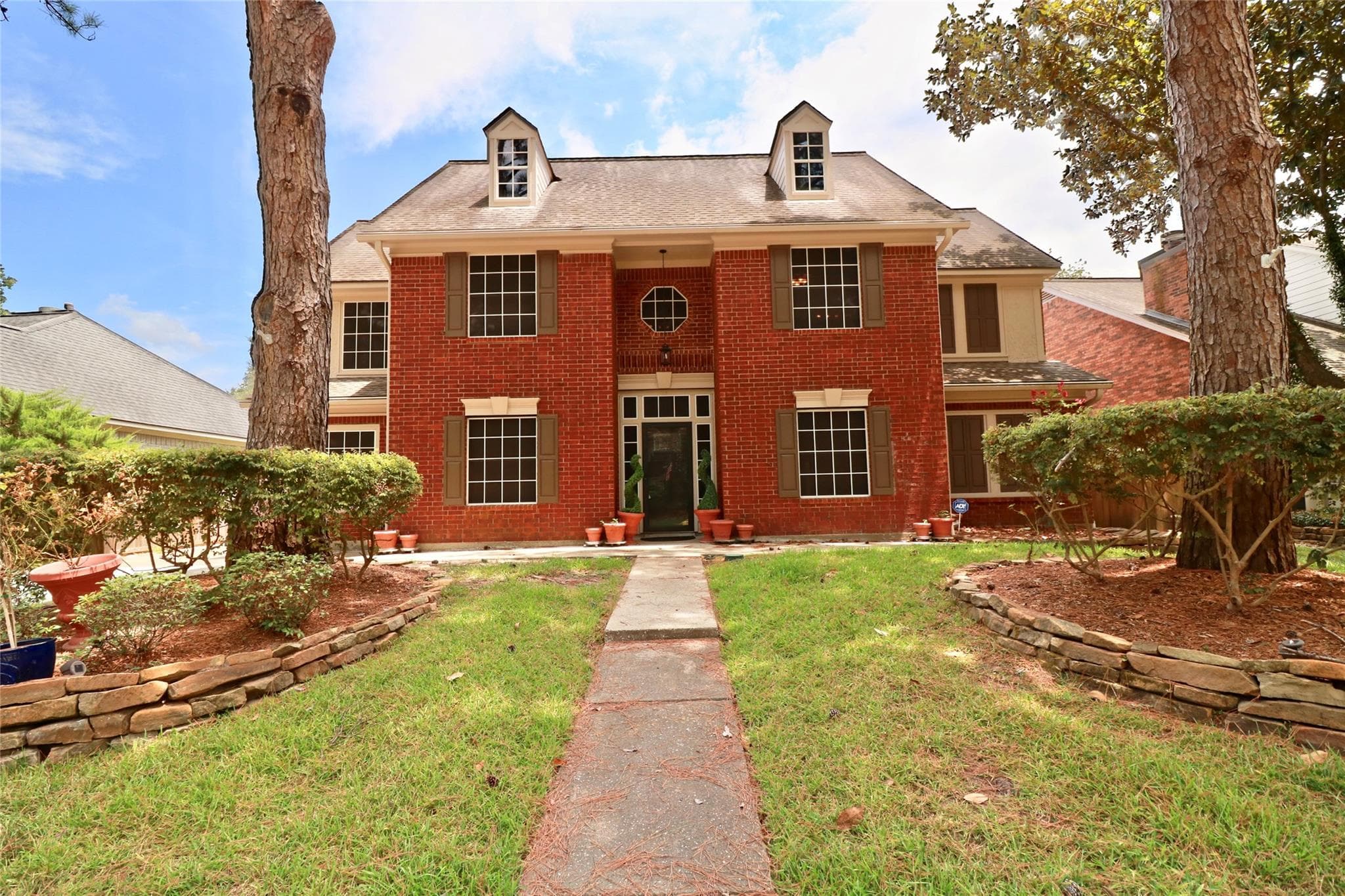 3210 Emerald Grove Dr