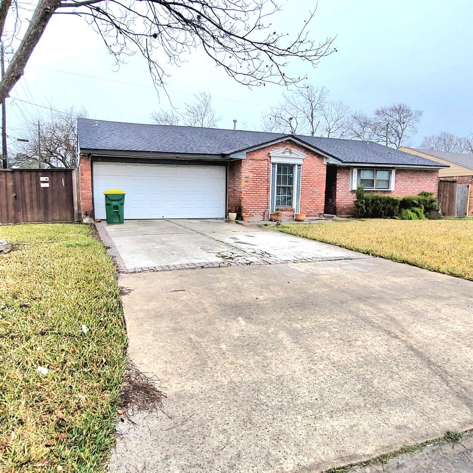 516 Harold Ln