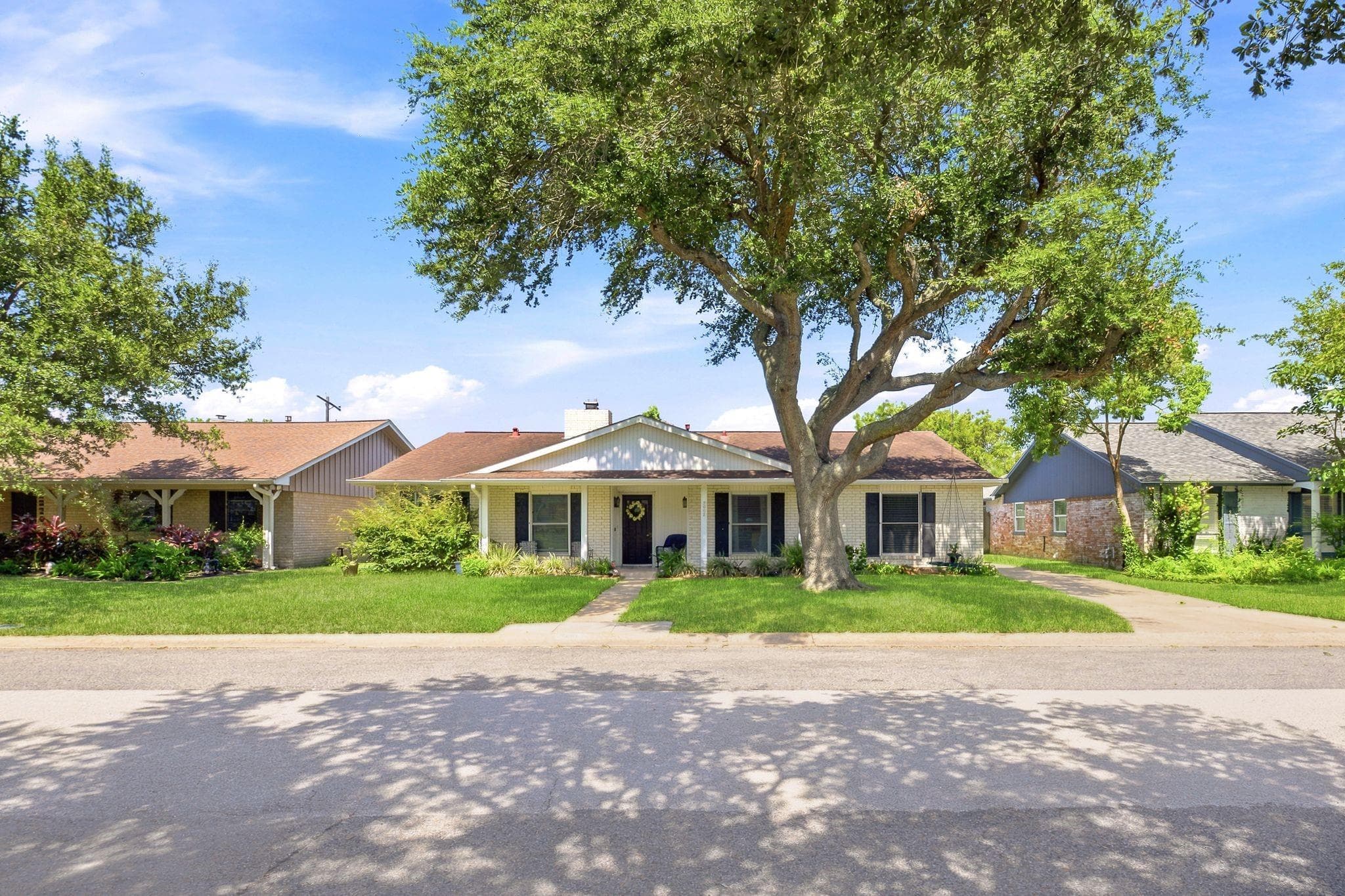 3002 Beluche Dr