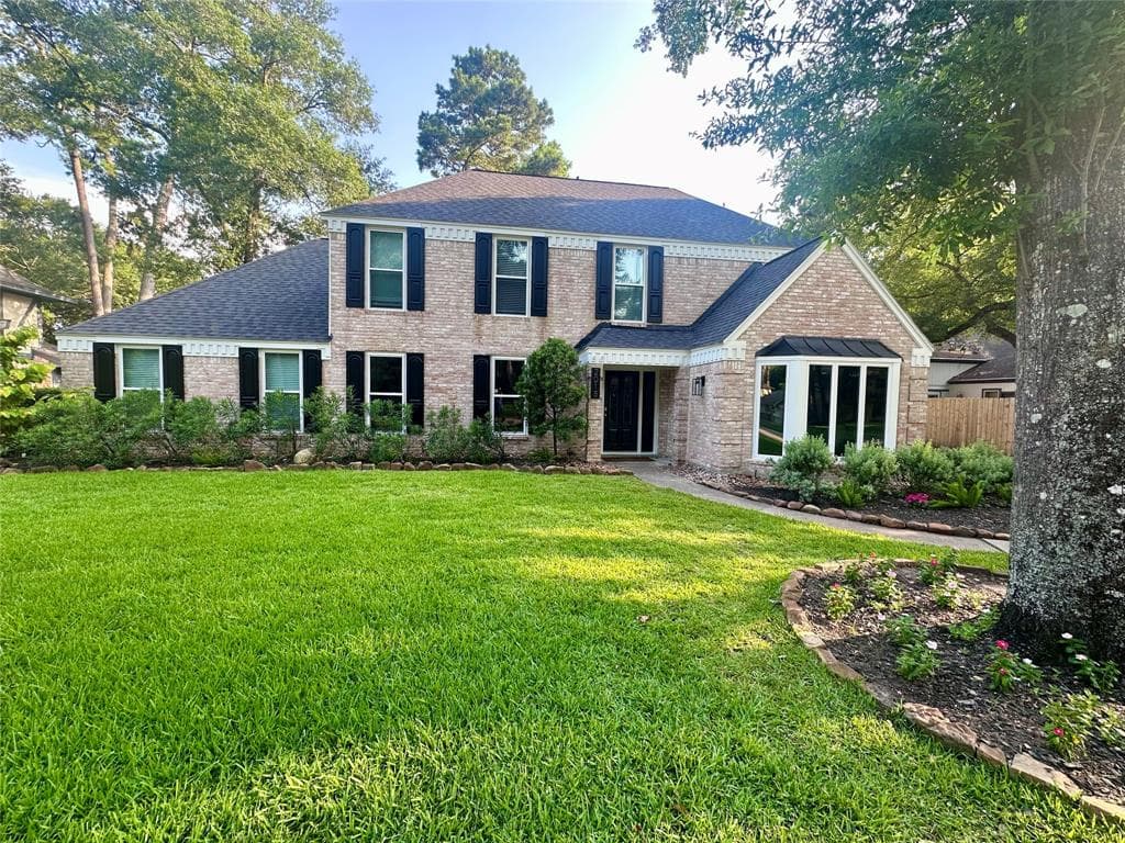 2018 Laurel Hill Dr