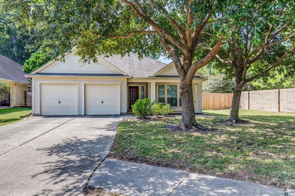 17947 Diamond Peak Ct