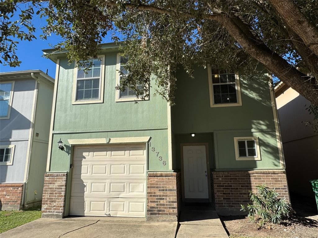 13736 W Cancun Dr