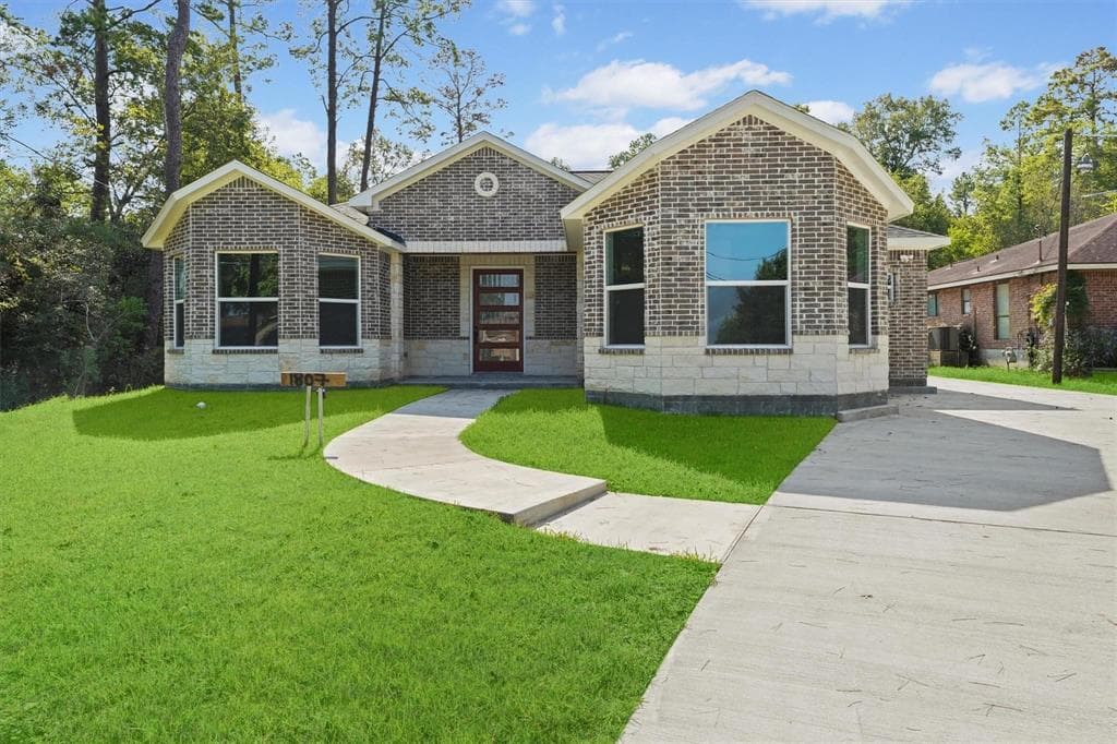 1807 Nogalus Dr