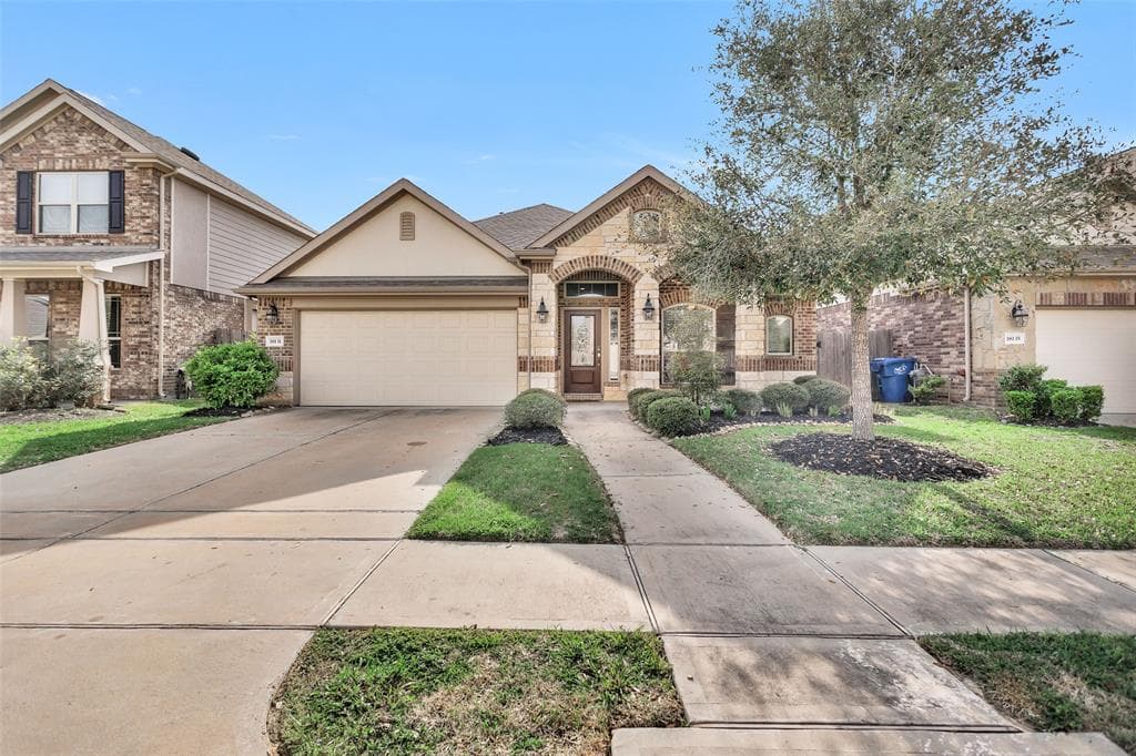 18131 Golden Falls Ln