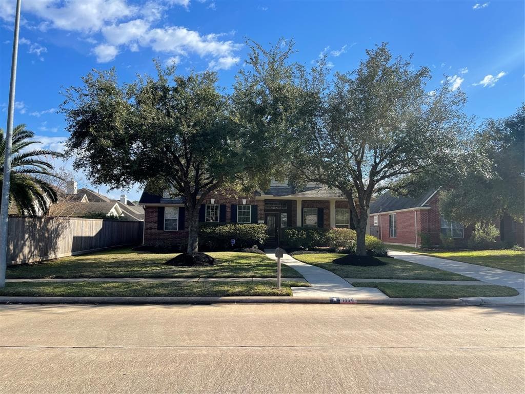 1114 Wealden Forest Dr