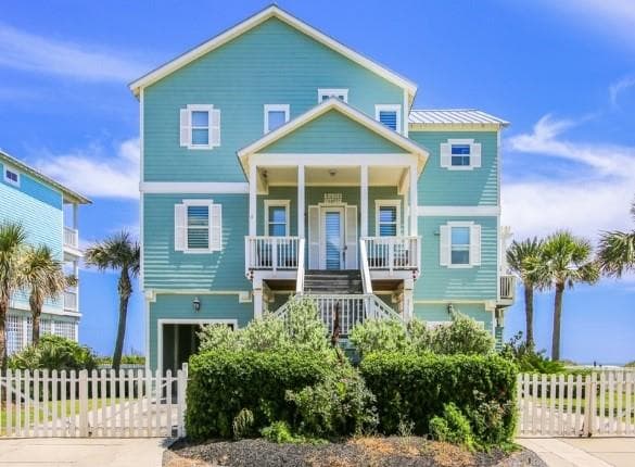 11611 Beachside