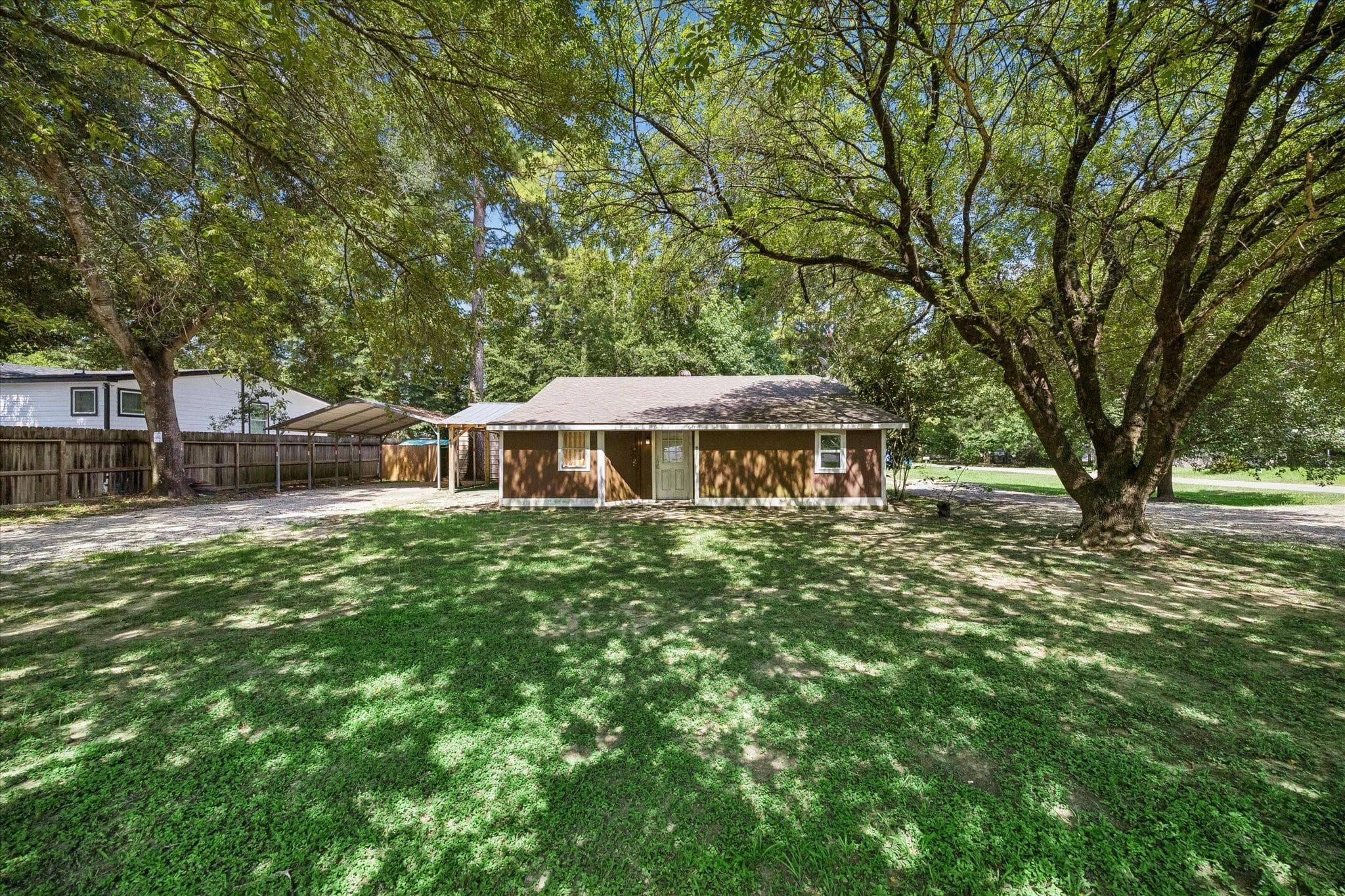 21197 Live Oak St
