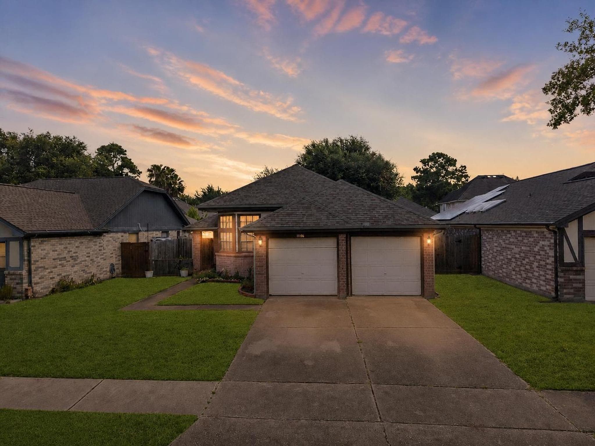 5126 E Fallen Bough Dr