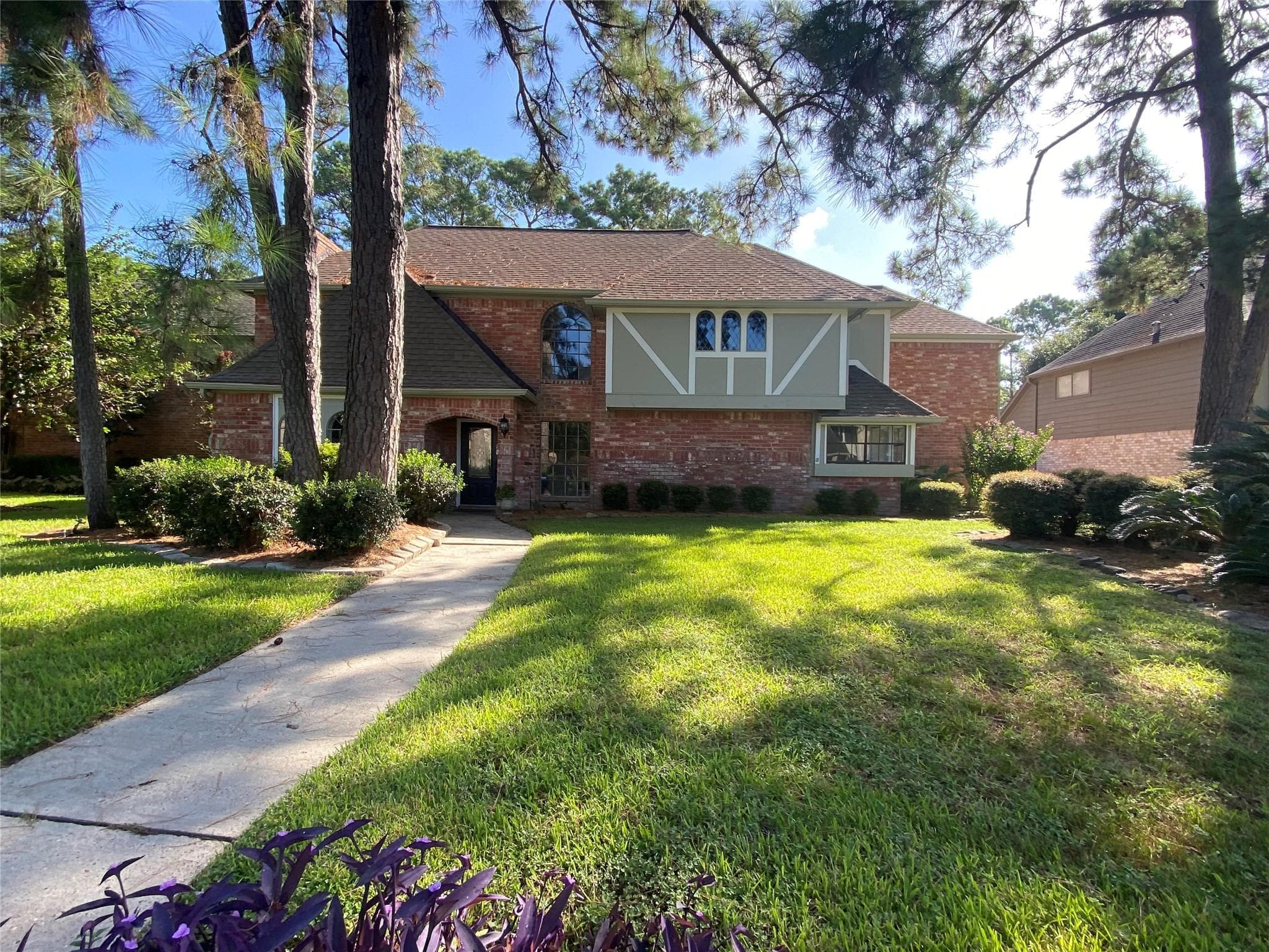 17810 Shadow Valley Dr