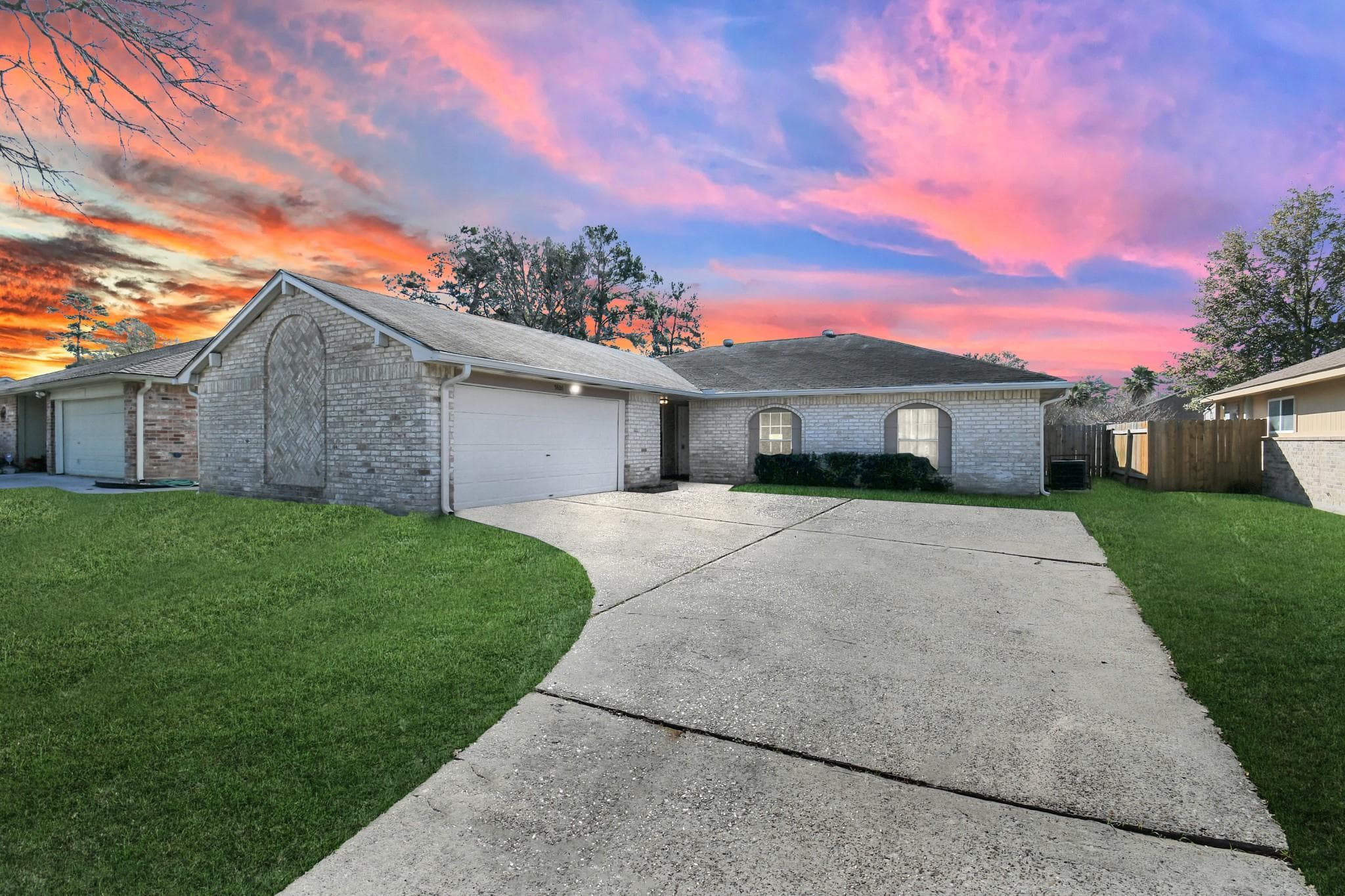 5806 Sunnygate Dr