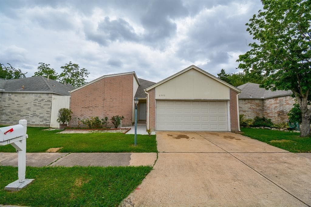 Main property image