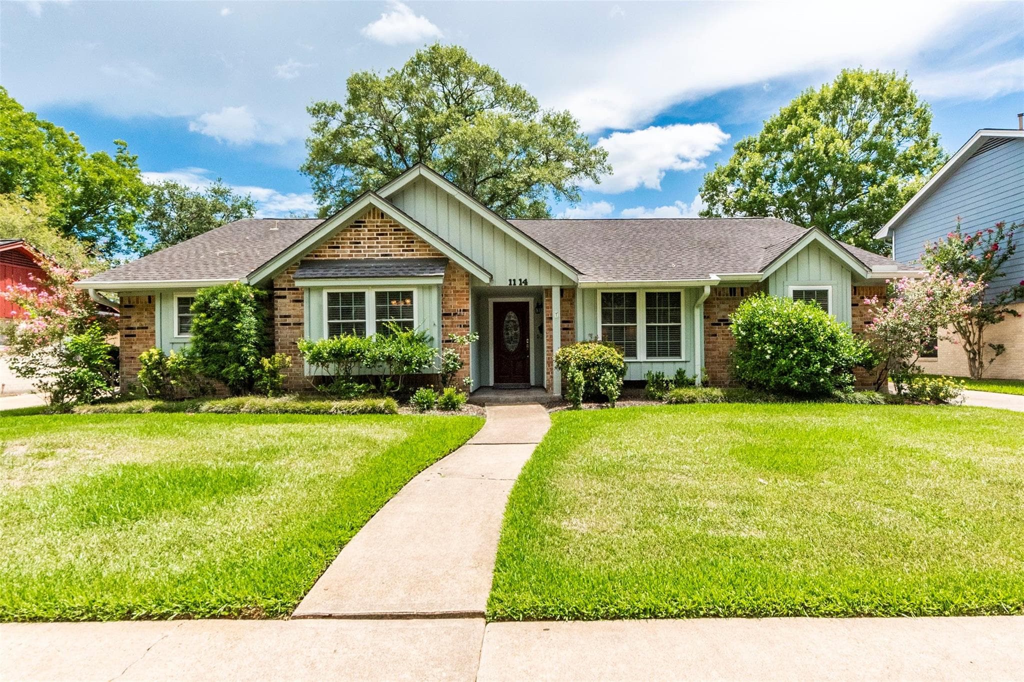 1114 Baymeadow Dr