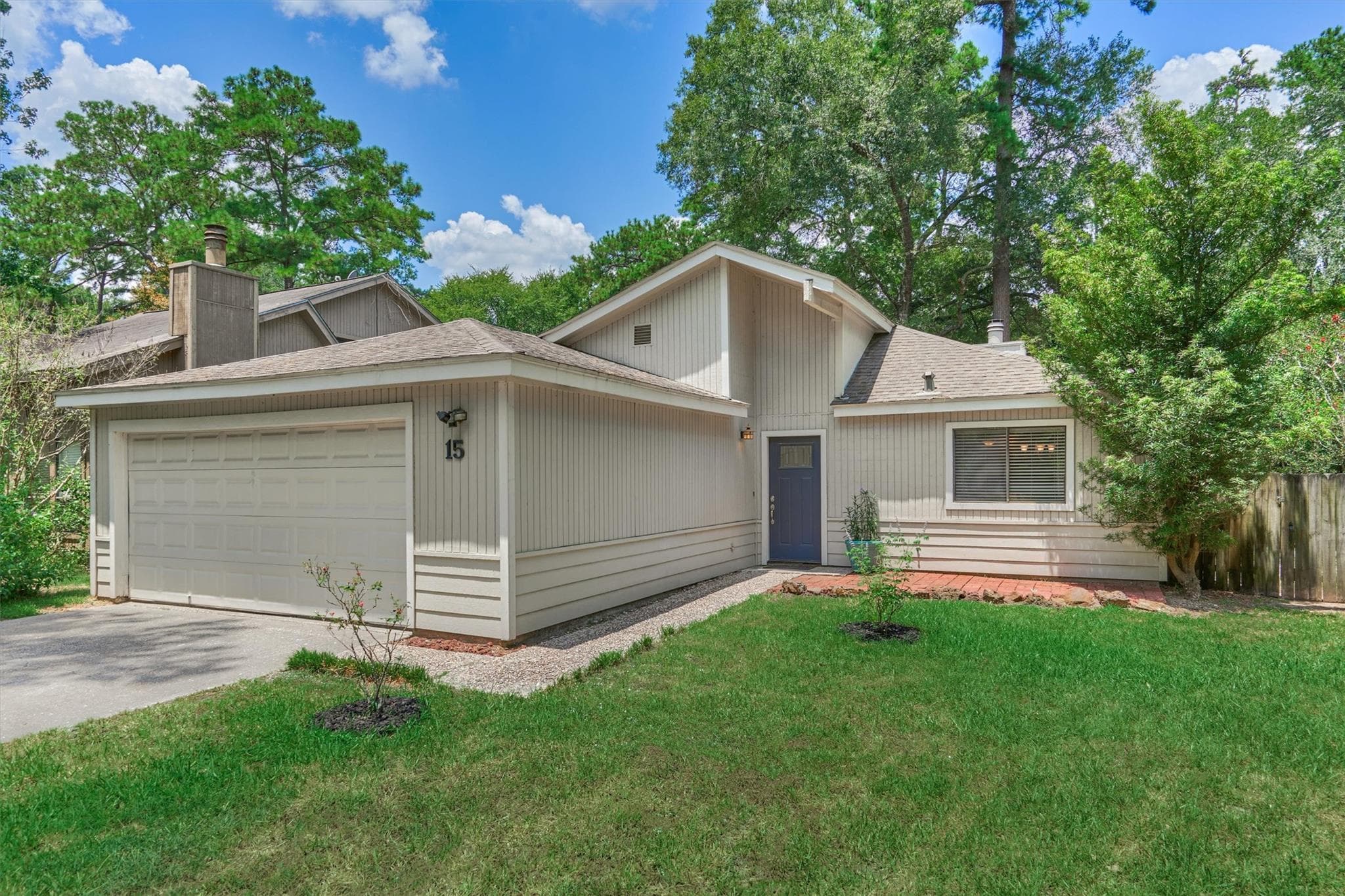 15 N Timber Top Dr