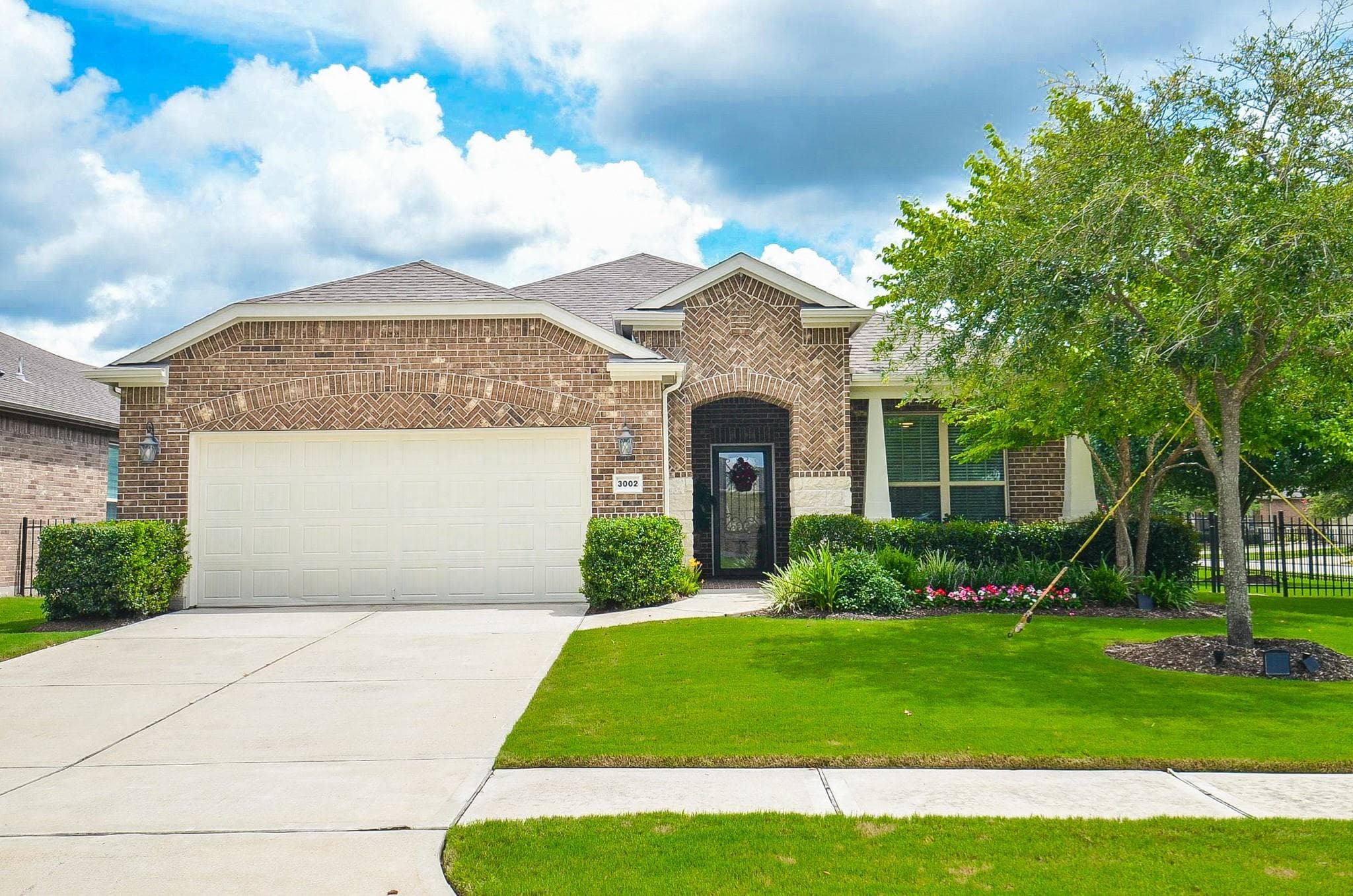 3002 Lacewing Way
