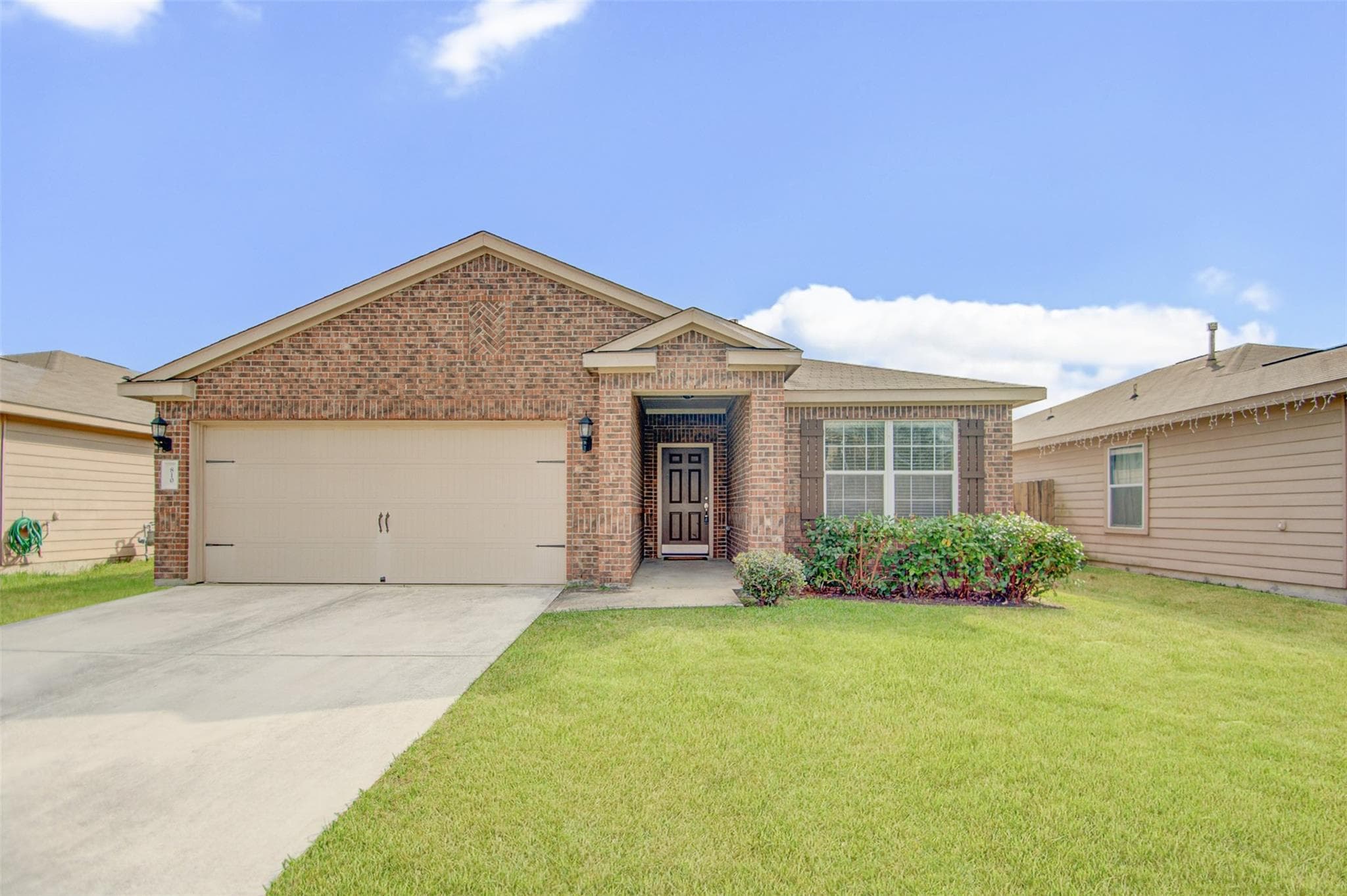 810 Amaryllis Rd