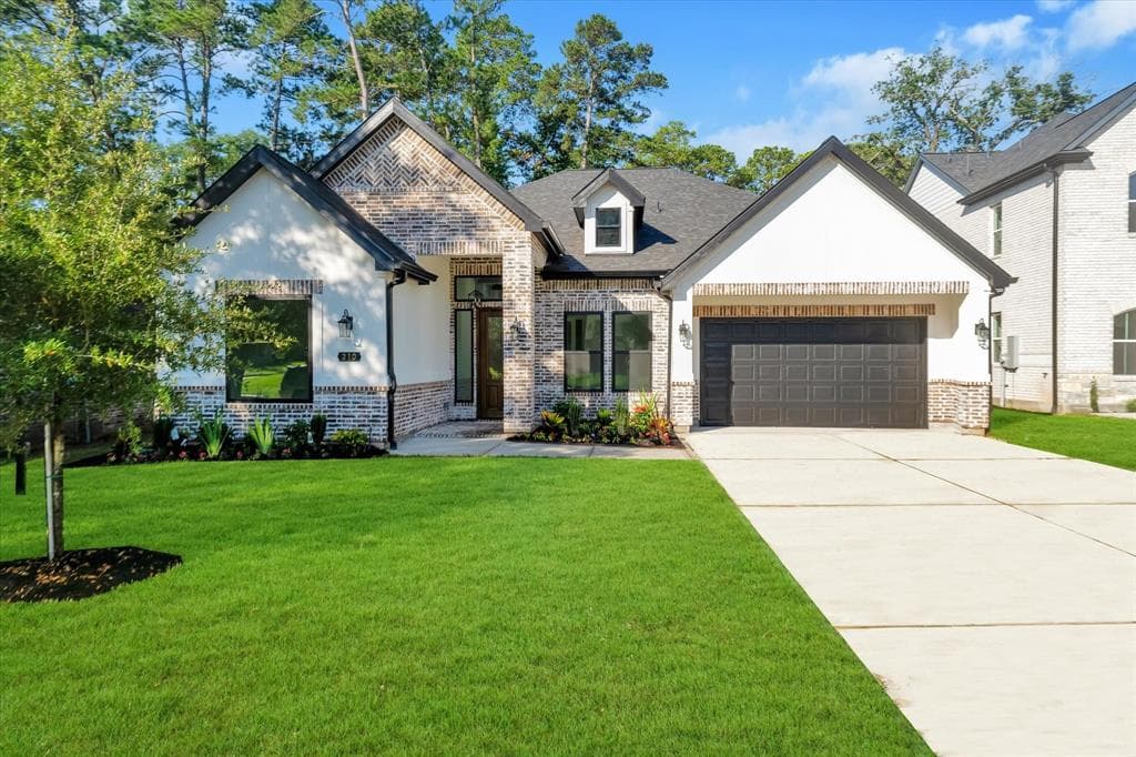 210 Monterrey Rd W